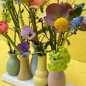 Vaser i flok, Pastelmix Med Blomster